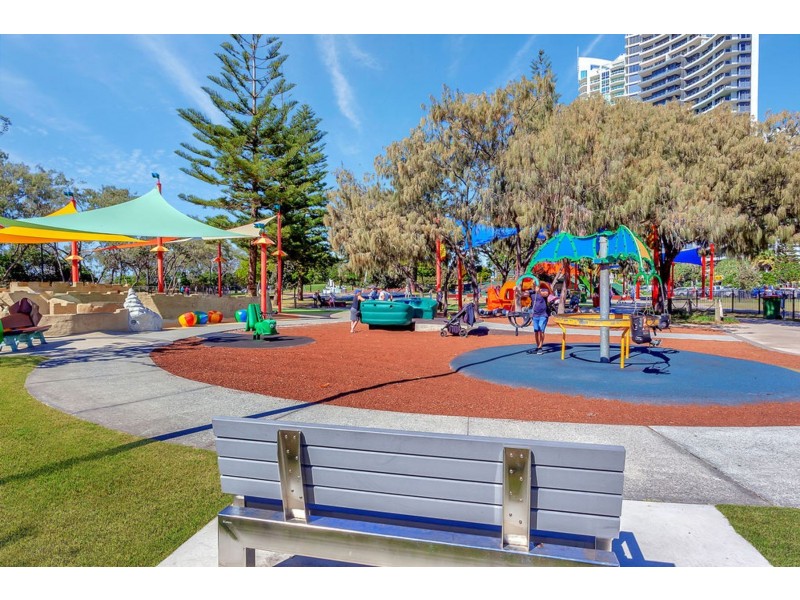 2D/1 Albert Avenue, Broadbeach QLD 4218