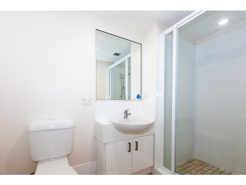 40/36 Australia Avenue, Broadbeach QLD 4218