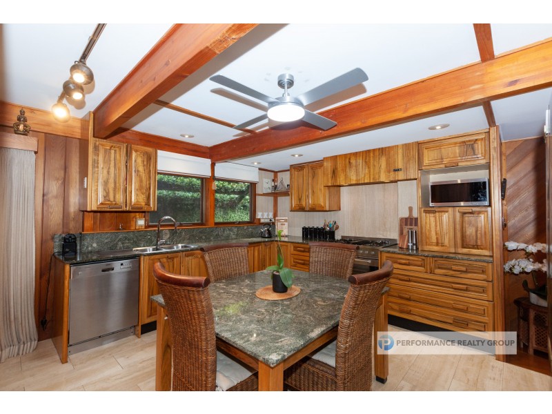 1 Langford Court, Mermaid Waters QLD 4218