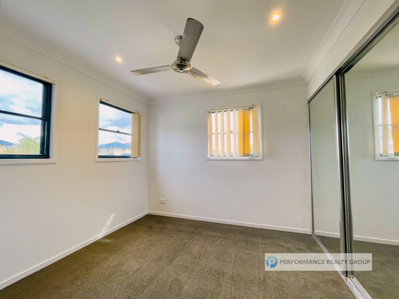 11 Scots Place, Robina QLD 4226