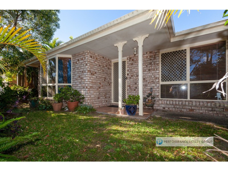 8 Sunnybrae Close, Merrimac QLD 4226