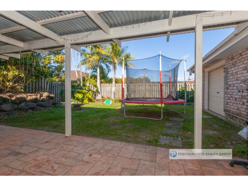 8 Sunnybrae Close, Merrimac QLD 4226