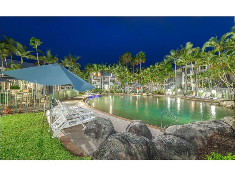 11/2320 Gold Coast Hwy, Mermaid Beach QLD 4218