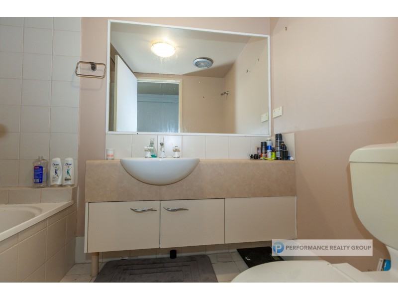 11/2320 Gold Coast Hwy, Mermaid Beach QLD 4218