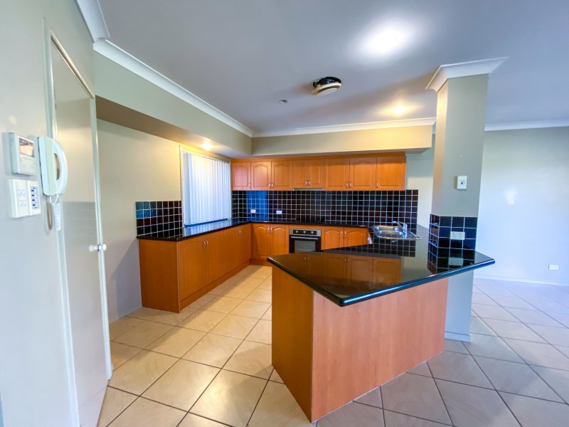 14/145 Palm Meadows Drive, Carrara QLD 4211