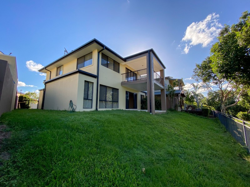 14/145 Palm Meadows Drive, Carrara QLD 4211