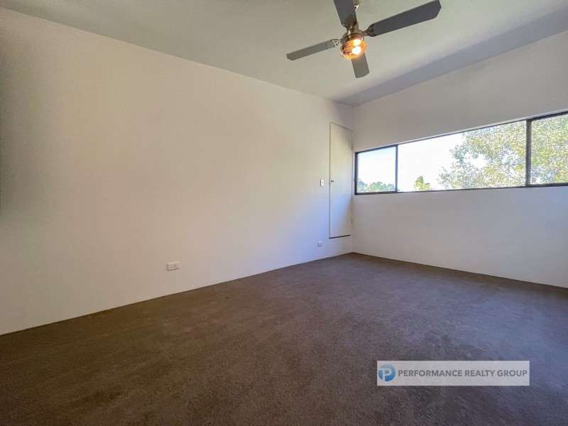 10/26 Holland Court, Broadbeach Waters QLD 4218