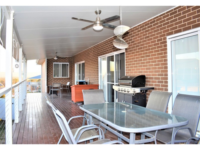 41 Redbank Drive, Scone NSW 2337