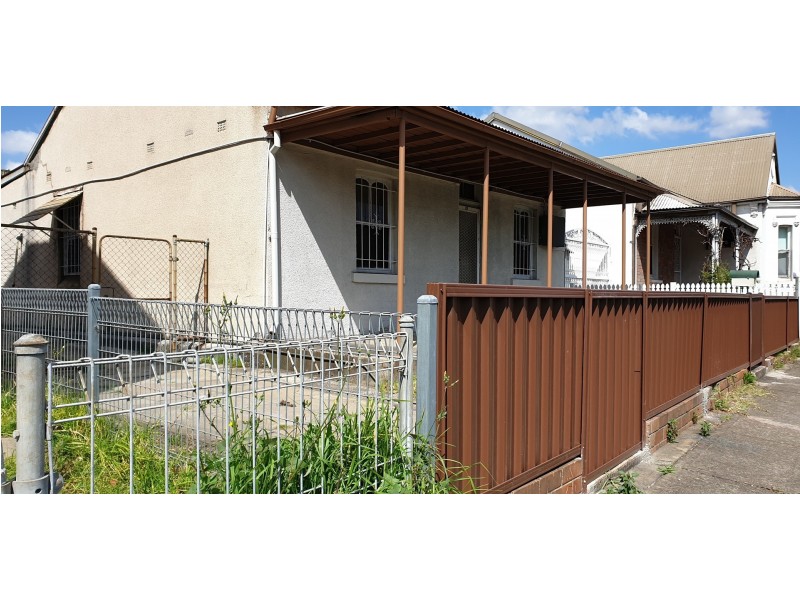 13 Woodville Road, Granville NSW 2142