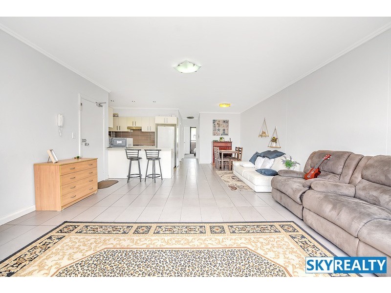8/213 William Street, Granville NSW 2142