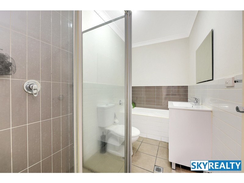8/213 William Street, Granville NSW 2142