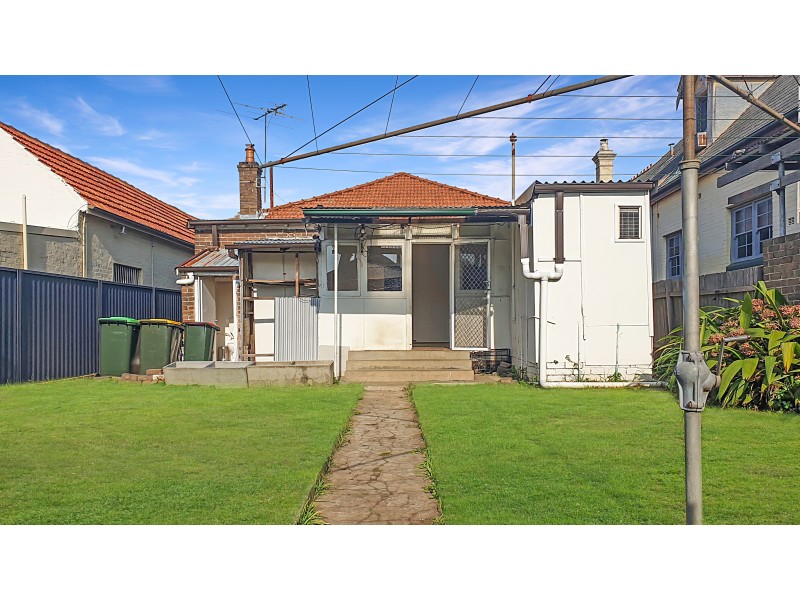 12 Barnsbury Grove, Dulwich Hill NSW 2203