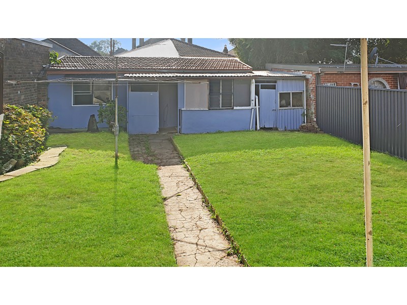 12 Barnsbury Grove, Dulwich Hill NSW 2203