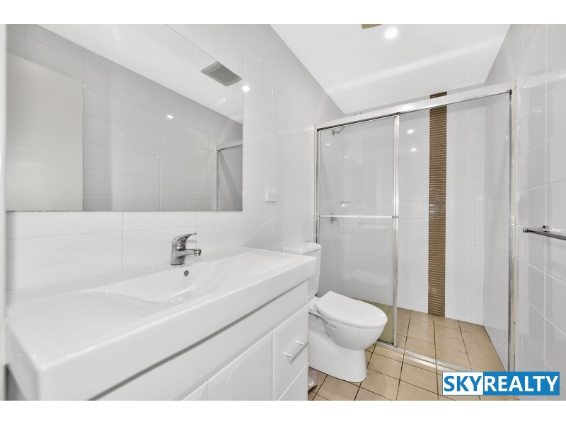 2/22 Railway Parade, Granville NSW 2142