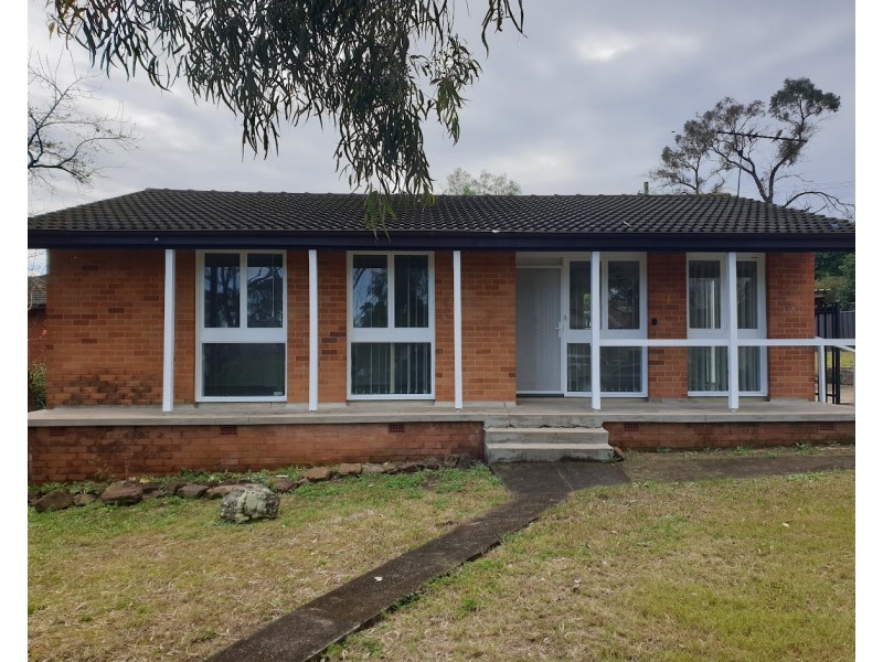1 Bramble Place, Whalan NSW 2770