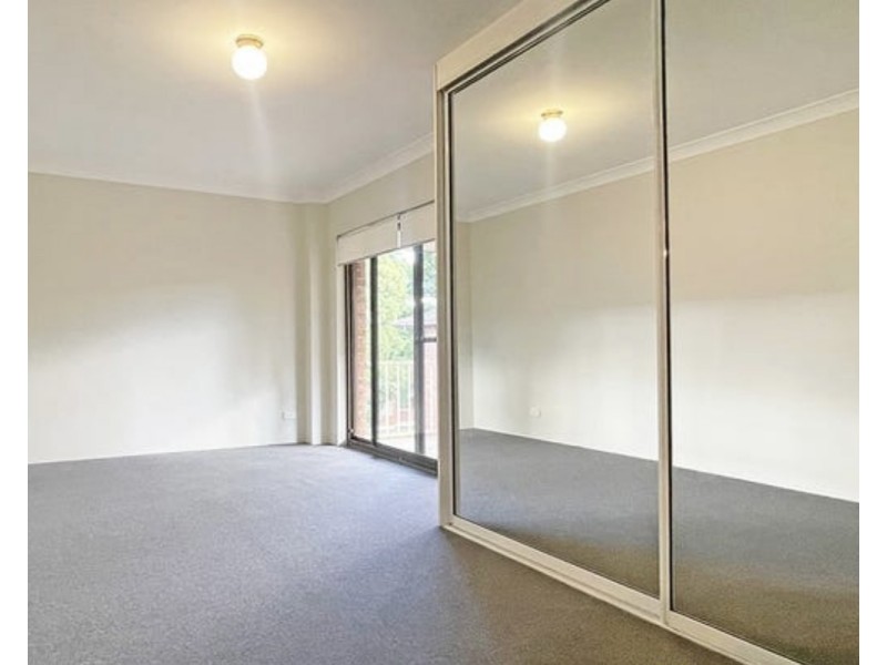 5/122 Good Street, Harris Park NSW 2150