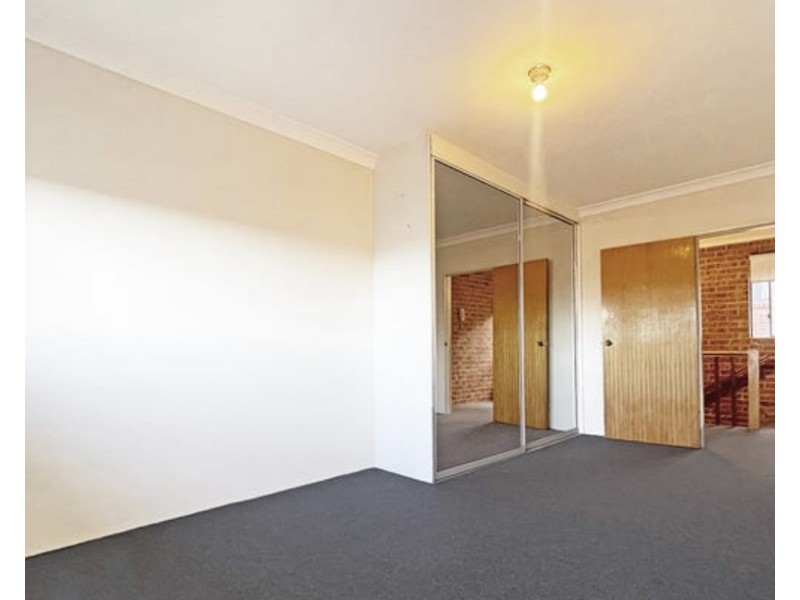 5/122 Good Street, Harris Park NSW 2150