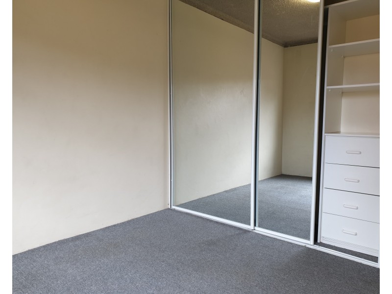 8/26 Allen Street, Harris Park NSW 2150