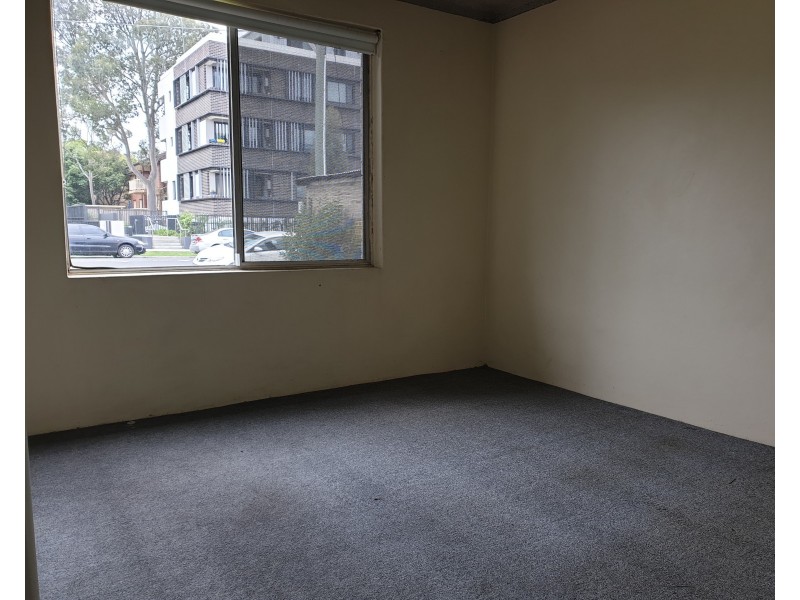 2/26 Allen Street, Harris Park NSW 2150