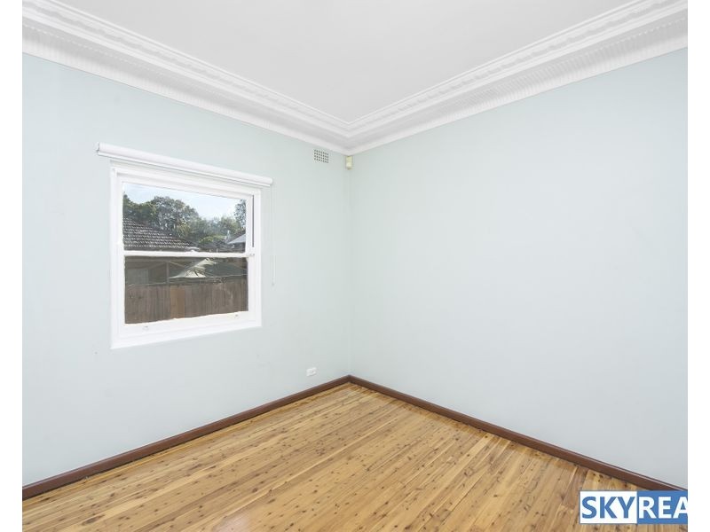 122 Caroline Street, Kingsgrove NSW 2208