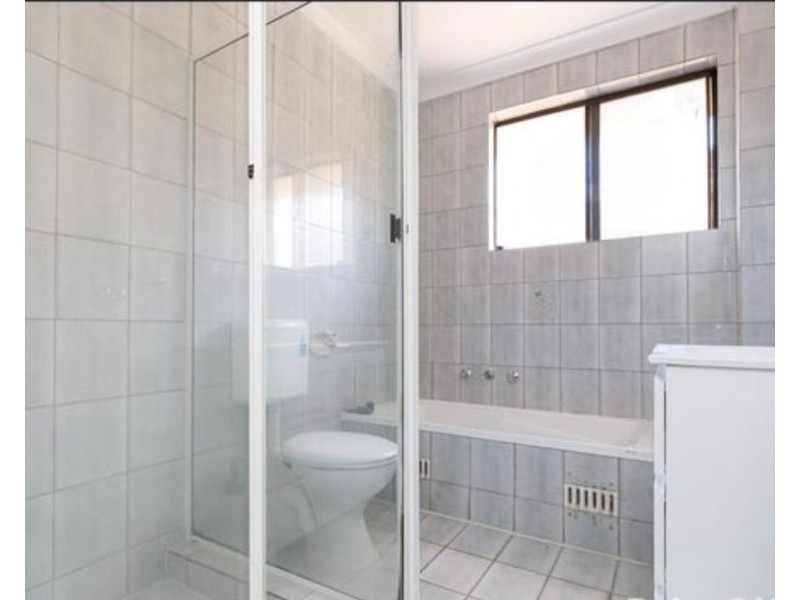 4/122 Good Street, Harris Park NSW 2150