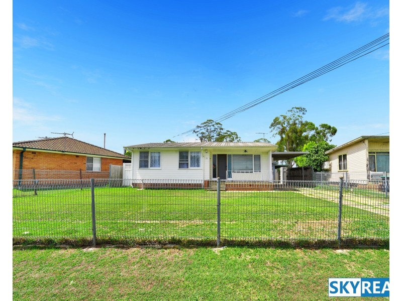 22 Renshaw Street, Warwick Farm NSW 2170