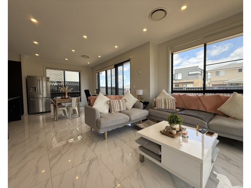 59 Zeta Street, Box Hill NSW 2765