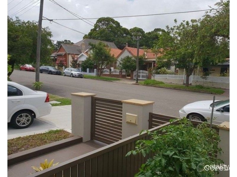 13 Barnsbury Grove, Dulwich Hill NSW 2203