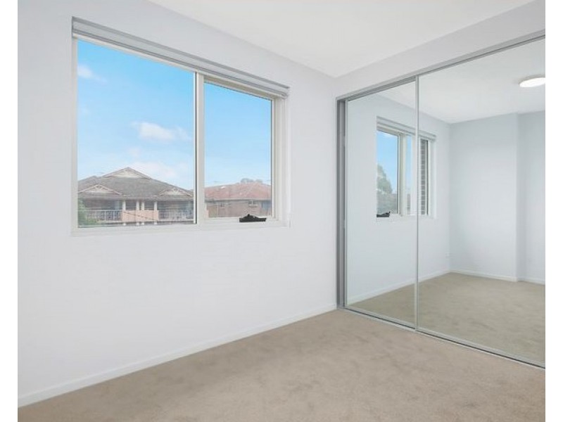 19/39 William Street, Granville NSW 2142