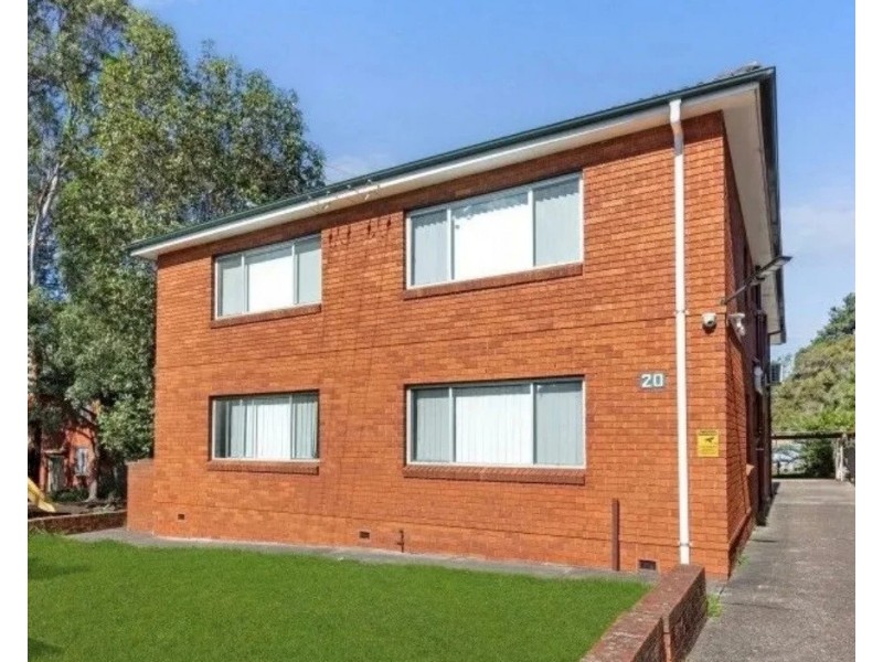2/20 Walker Street, Merrylands NSW 2160