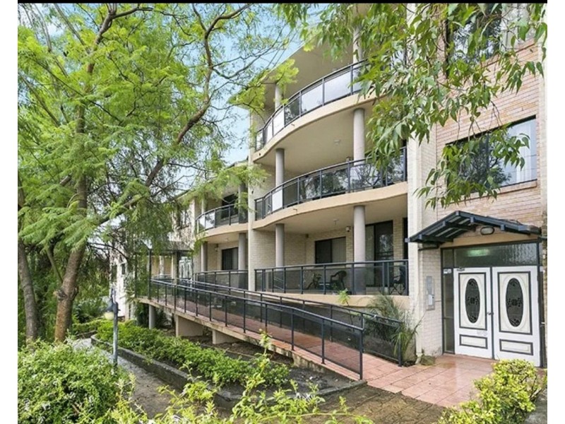 15/37-43 Good Street, Westmead NSW 2145