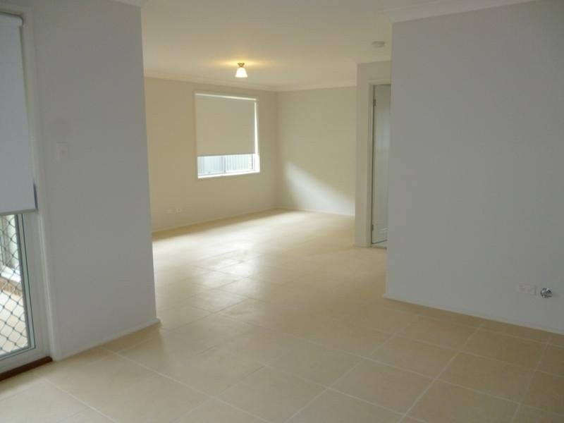 75 Glenmore Ridge Drive, Glenmore Park NSW 2745