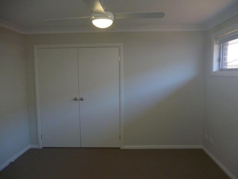 27 Young Circuit, Elderslie NSW 2570