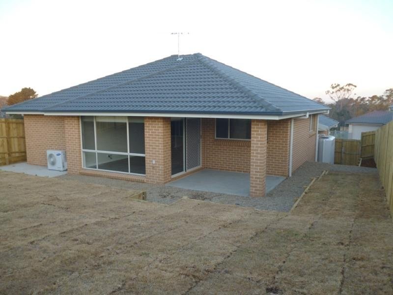 22 Young Circuit, Elderslie NSW 2570