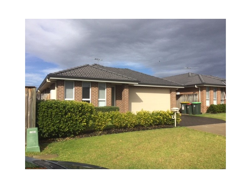 44 Asimus Circuit, Elderslie NSW 2570