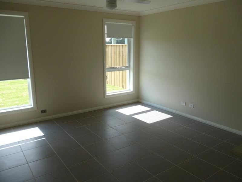 5 McGuire Crescent, Ingleburn NSW 2565