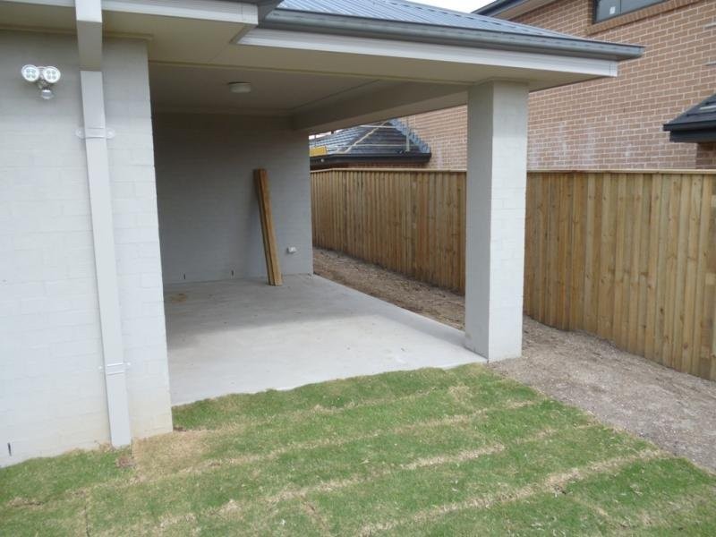 5 McGuire Crescent, Ingleburn NSW 2565