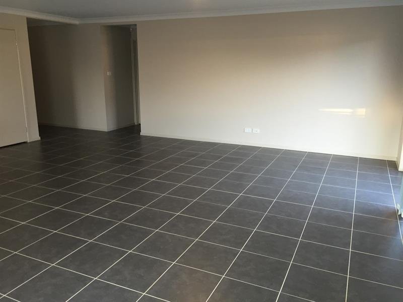 6 Wattleridge Crescent, Kellyville NSW 2155