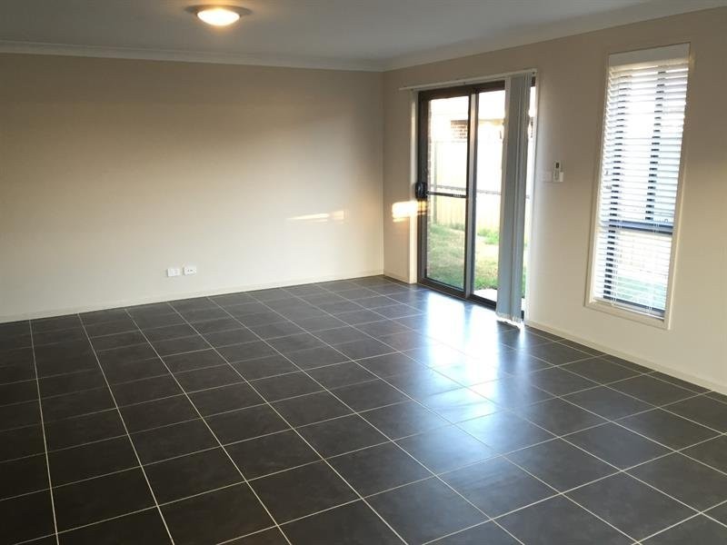 6 Wattleridge Crescent, Kellyville NSW 2155