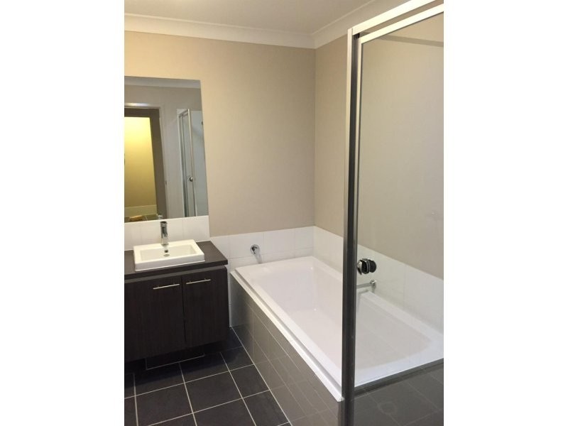 6 Wattleridge Crescent, Kellyville NSW 2155