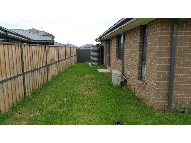 6 Wattleridge Crescent, Kellyville NSW 2155