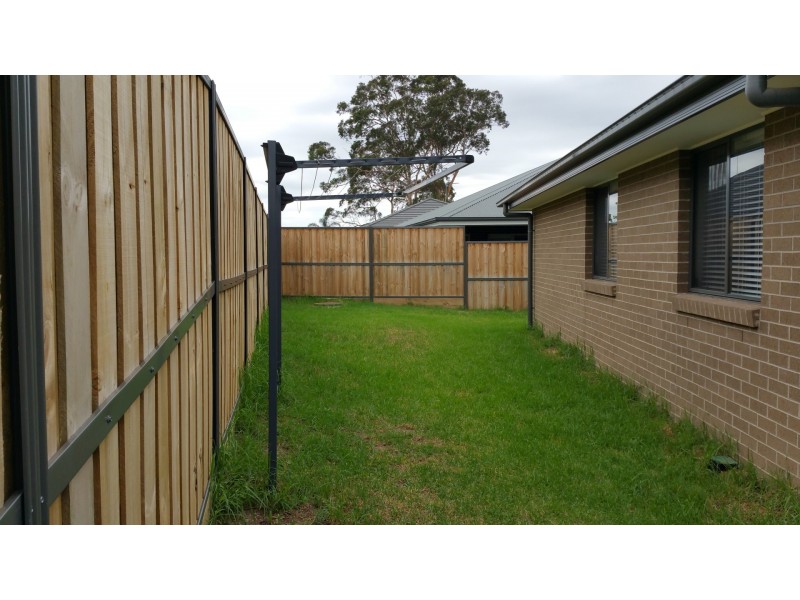 6 Wattleridge Crescent, Kellyville NSW 2155