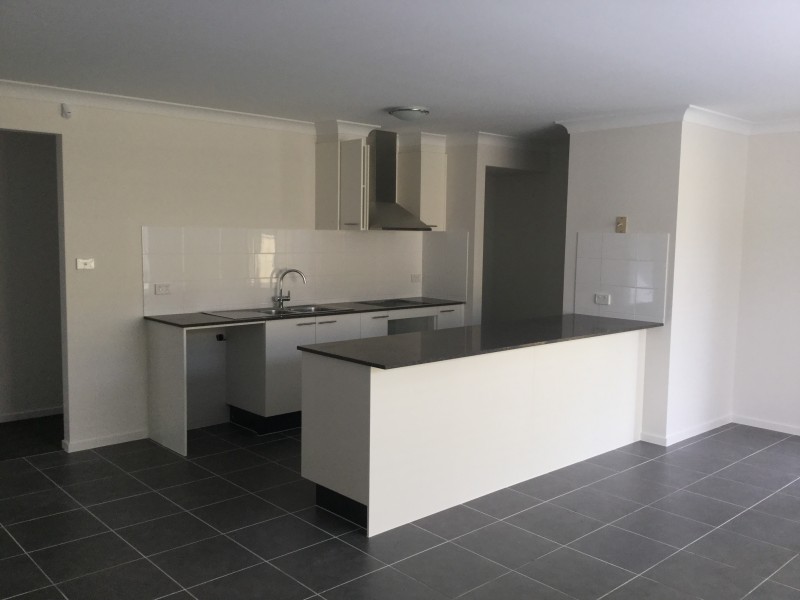 45 Omaroo Place, Horsley NSW 2530