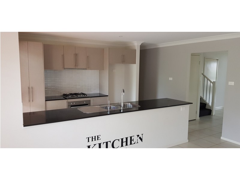 16 Boyden Street, Middleton Grange NSW 2171