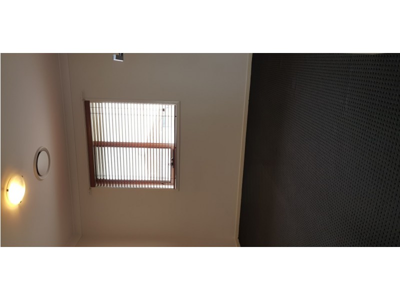 16 Boyden Street, Middleton Grange NSW 2171