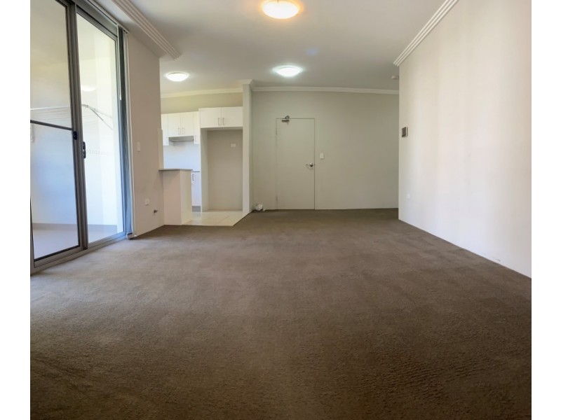 10/45 Santana Road, Campbelltown NSW 2560