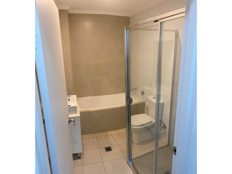 10/45 Santana Road, Campbelltown NSW 2560