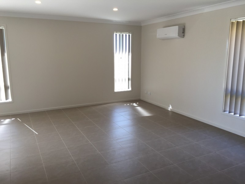 13 Snipe Street, Fletcher NSW 2287