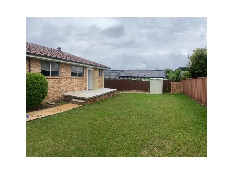 32 Fraser Street, Macquarie Fields NSW 2564