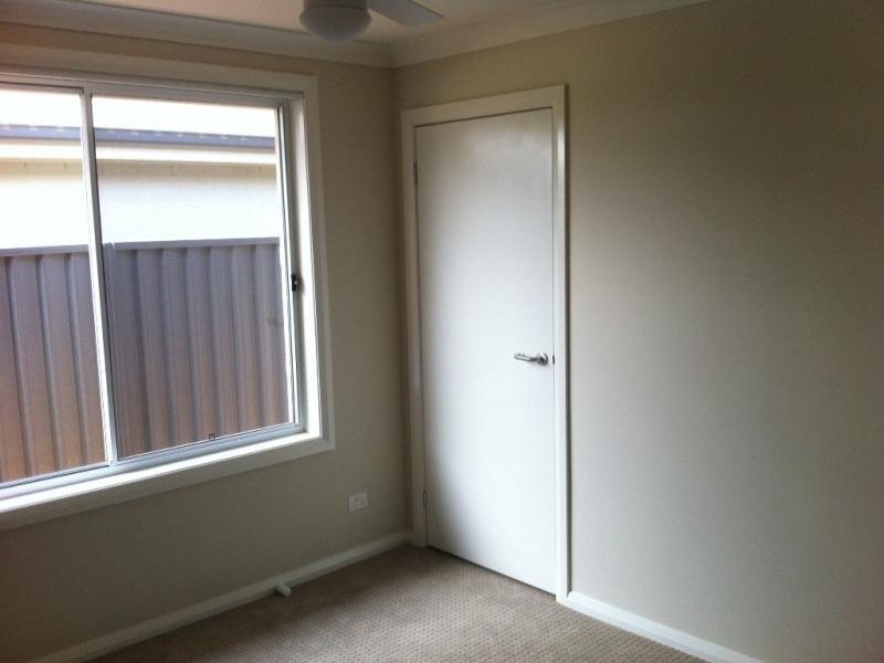 37 Finsbury Circuit, Ropes Crossing NSW 2760